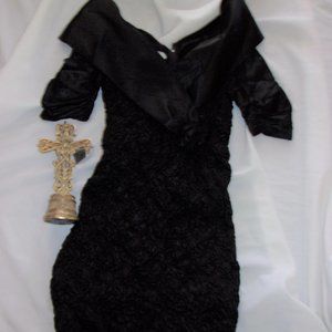 black dress for funeral size 14